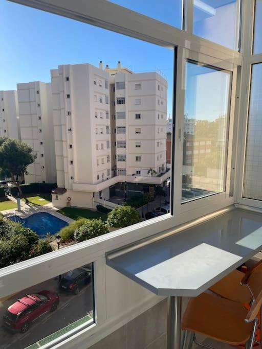 Soleado Y Luminoso Apartamento Fuengirola